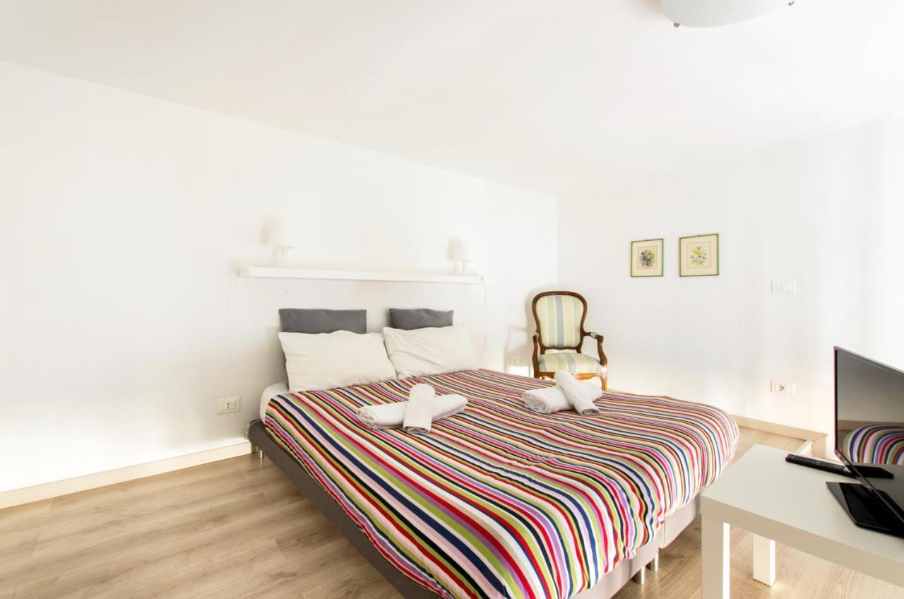 Cairoli Interno 9A - La Sapienza - Termini Station Apartment โรม ภายนอก รูปภาพ