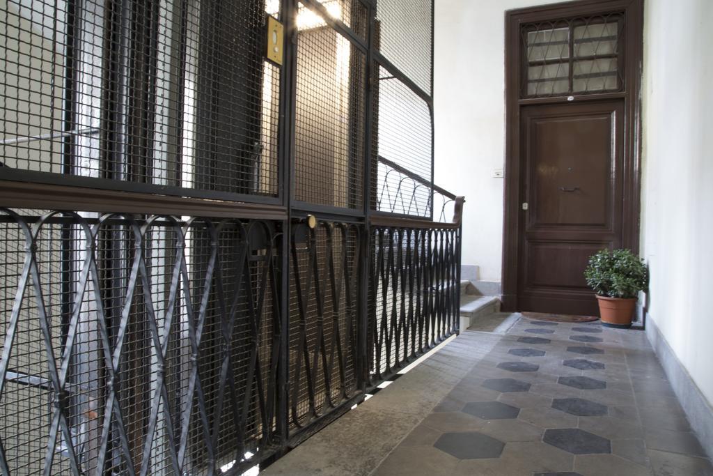 Cairoli Interno 9A - La Sapienza - Termini Station Apartment โรม ภายนอก รูปภาพ